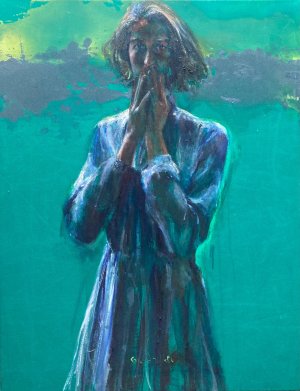 Vrouw in blauwe jurk